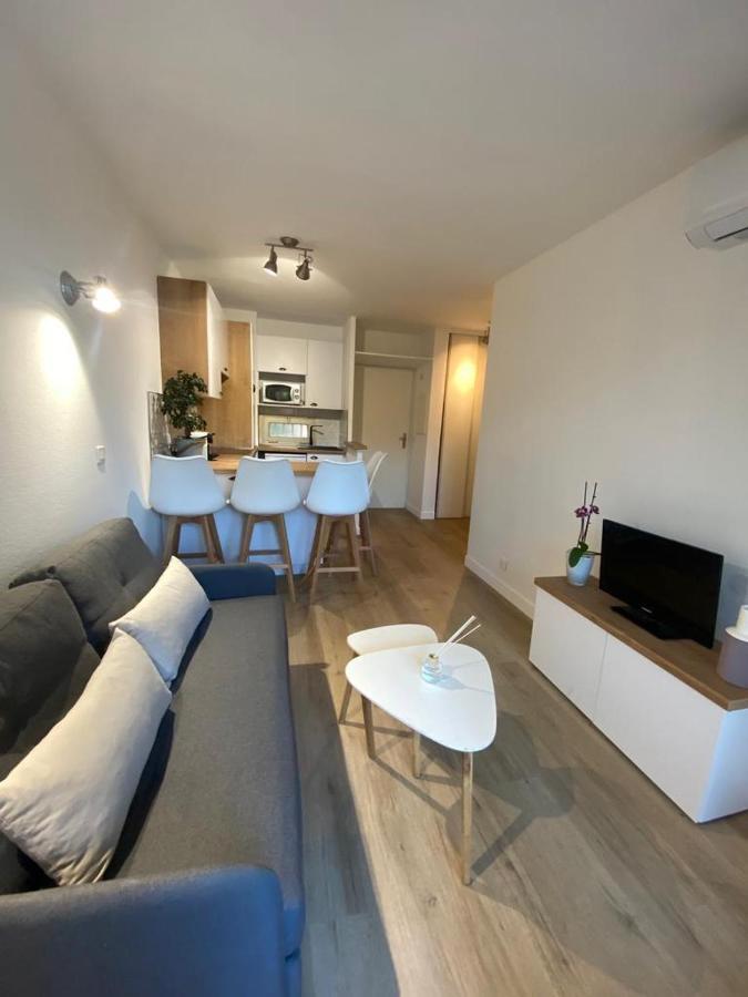 Appartement Avec Piscine 5 Min A Pieds Des Plages Vallauris Exterior photo